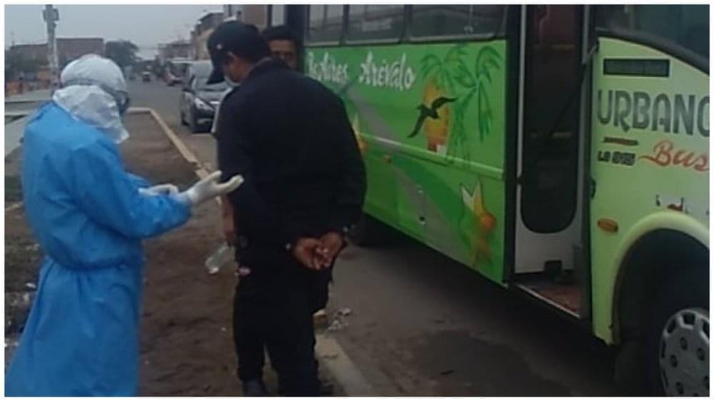 Hombre fallece al interior de bus de Nuevo California
