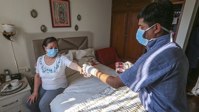 AYACUCHO: proponen vigilancia con relojes inteligentes a pacientes con COVID-19