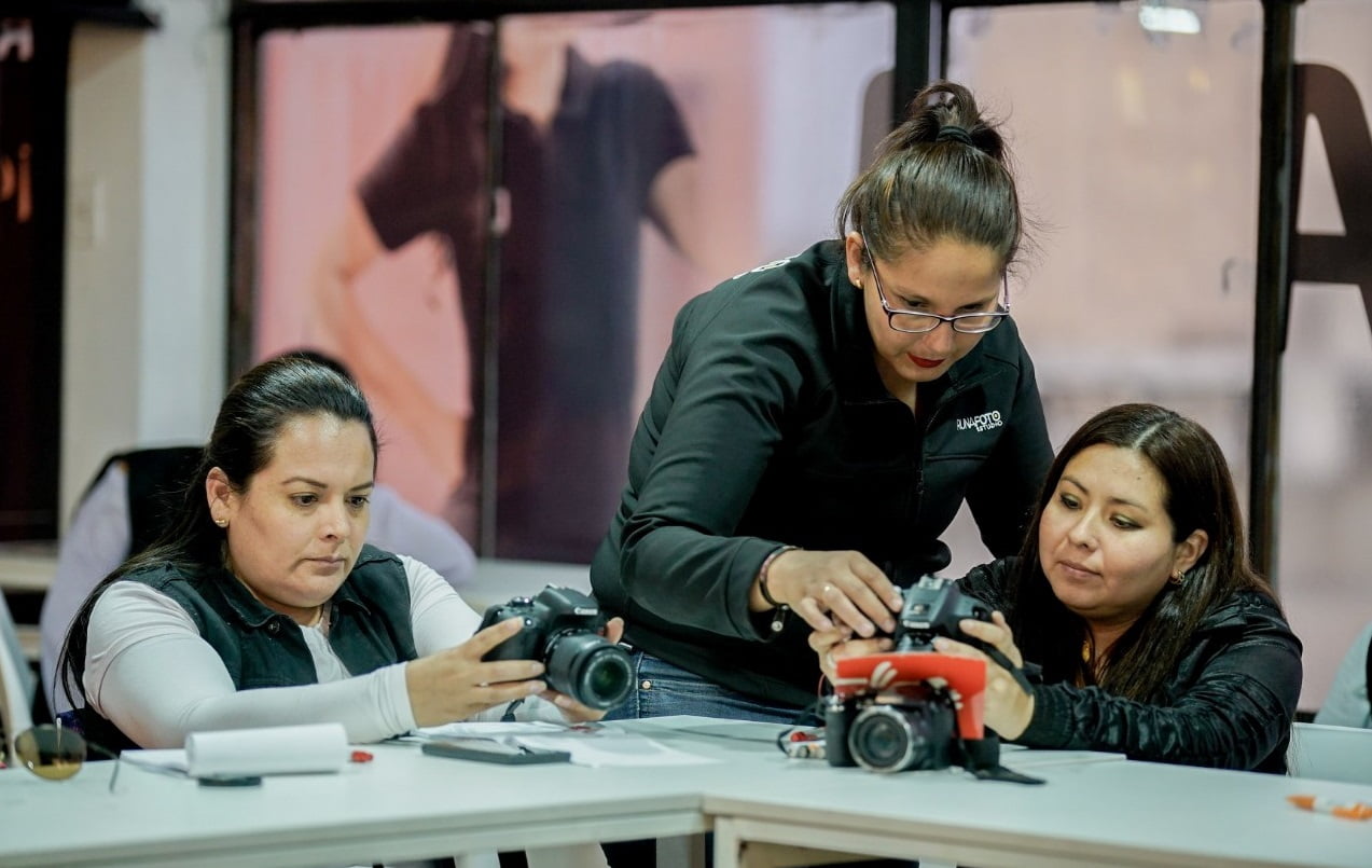 Capacitarán a docentes en el uso de tecnologías para mejorar la teleducación