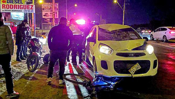 Conductor en aparente estado de ebriedad mata a obrero y deja herida a ciclista