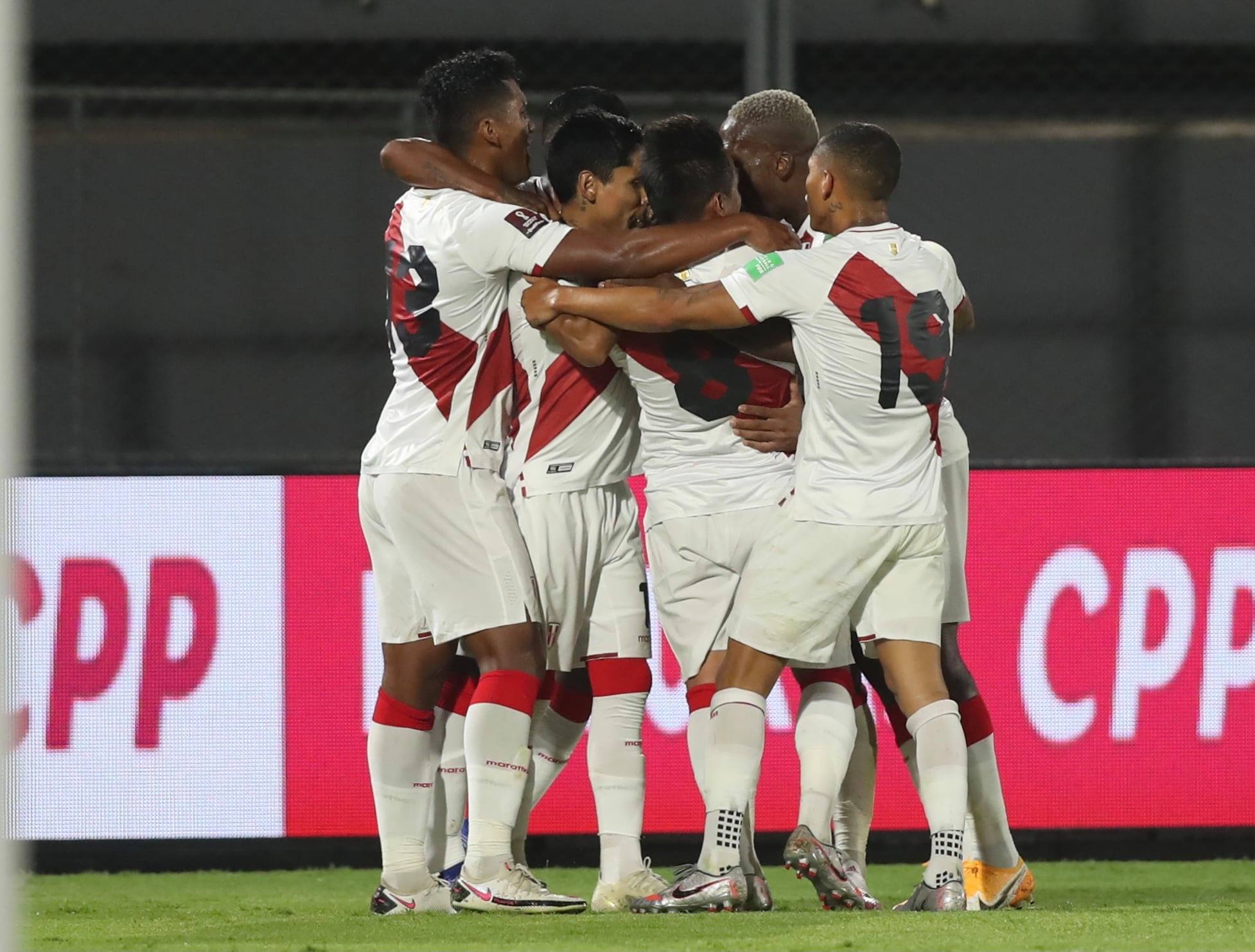 CON GARRA Y CORAJE PERÚ EMPATÓ 2 – 2 ANTE PARAGUAY