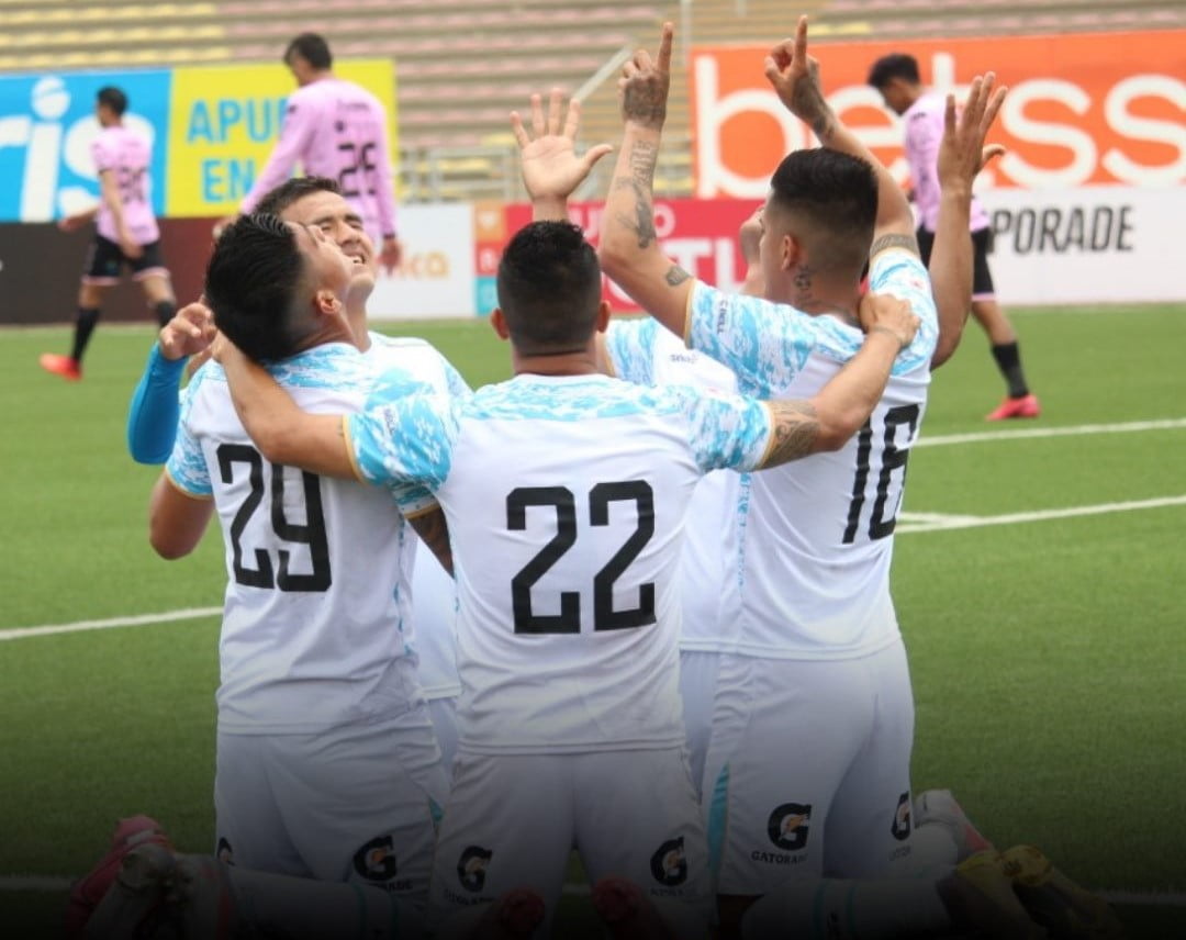 TRIUNFAZO PARA SALIR DEL FONDO: D. LLACUABAMBA VENCIÓ 3 – 0 ANTE SPORT BOYS POR LA LIGA 1