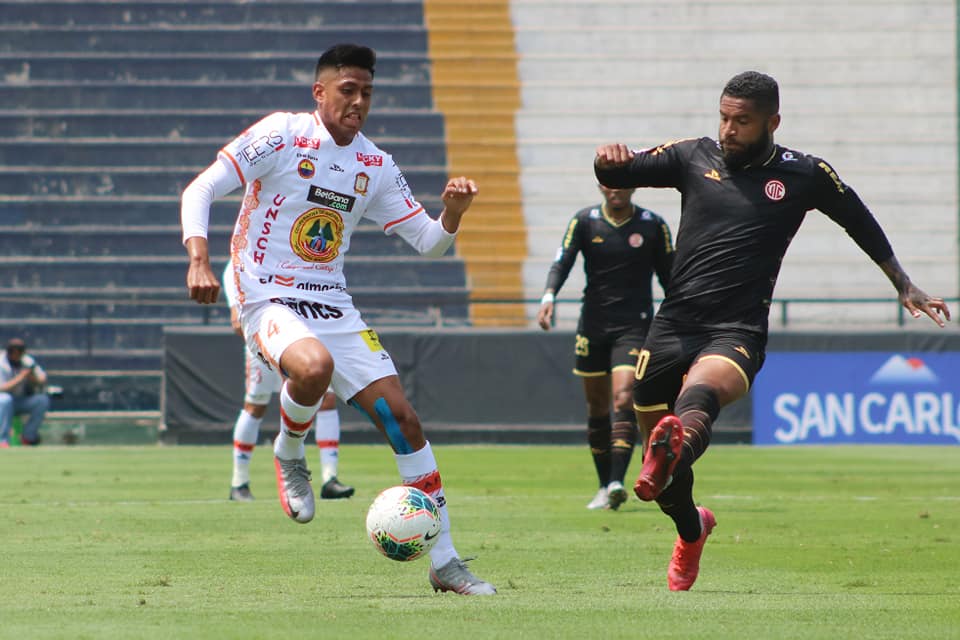 FC. AYACUCHO EMPATÓ EN 1 – 1 EN LOS ÚLTIMOS MINUTOS ANTE UTC
