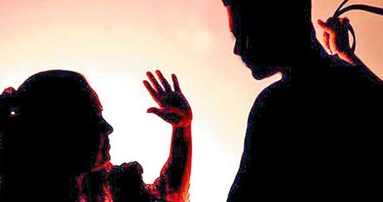 Defensoría del Pueblo: se incrementó a 300% las denuncias de violencia contra la mujer durante la pandemia