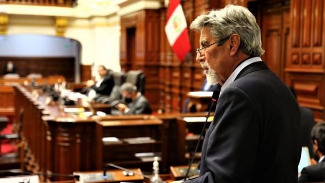 Francisco Sagasti será presidente del Perú en medio de la crisis política