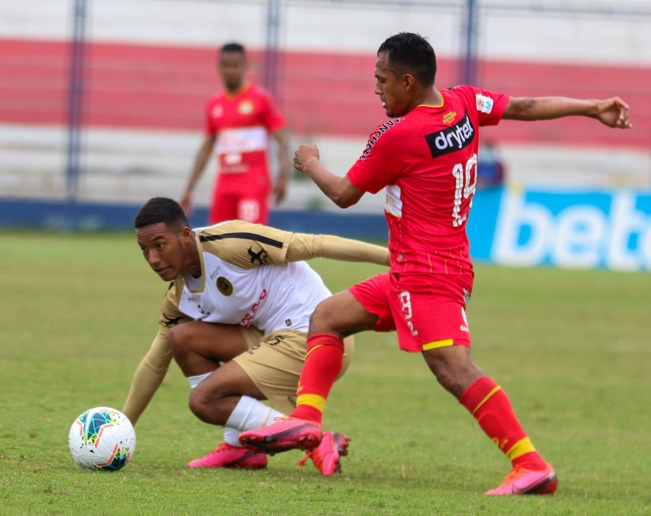 Cusco Fc. Igualó 0 – 0 ante Sport Huancayo en el estadio Iván Elías Moreno