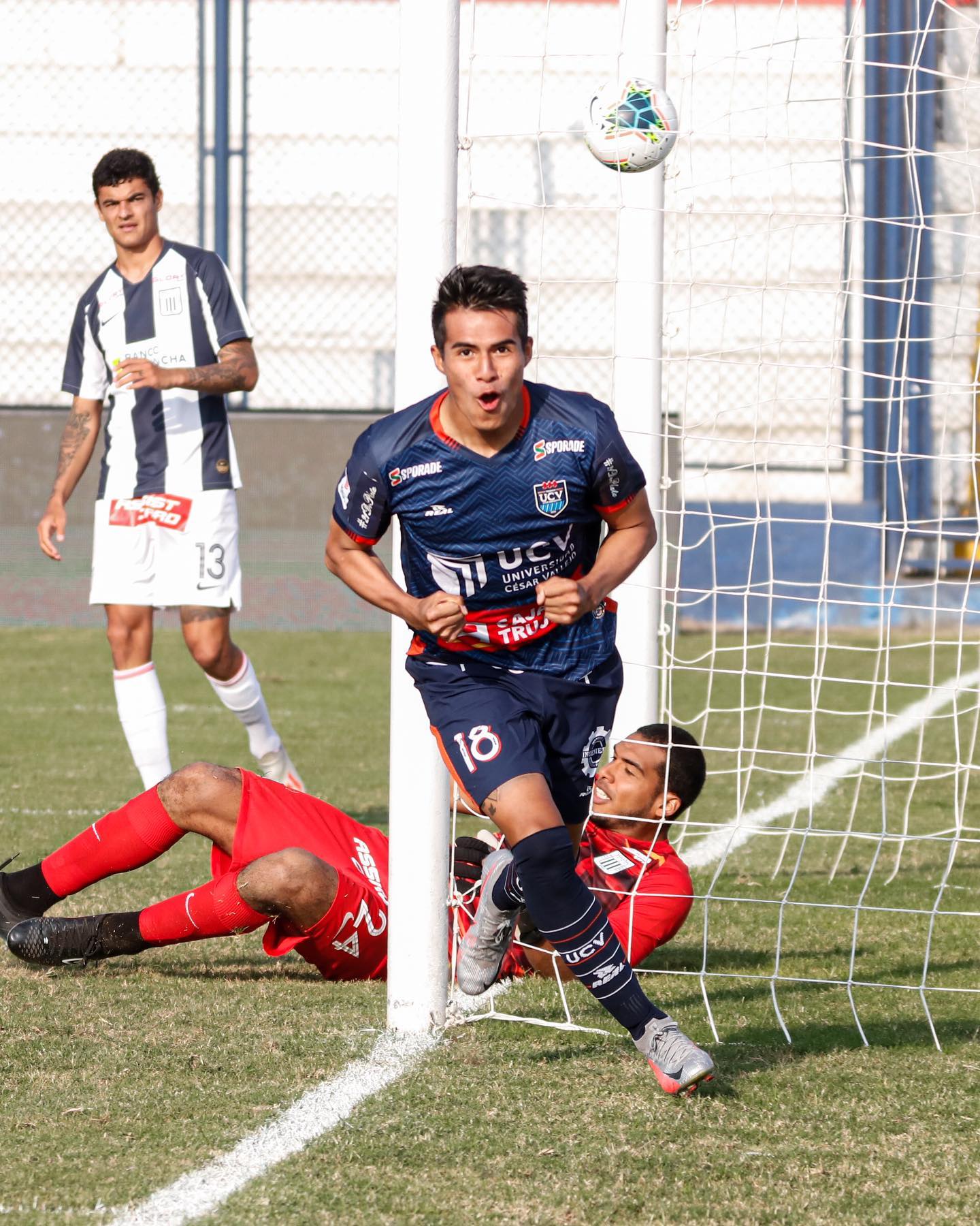Yo conozco la Victoria: Universidad César Vallejo venció 4 – 1 ante Alianza Lima