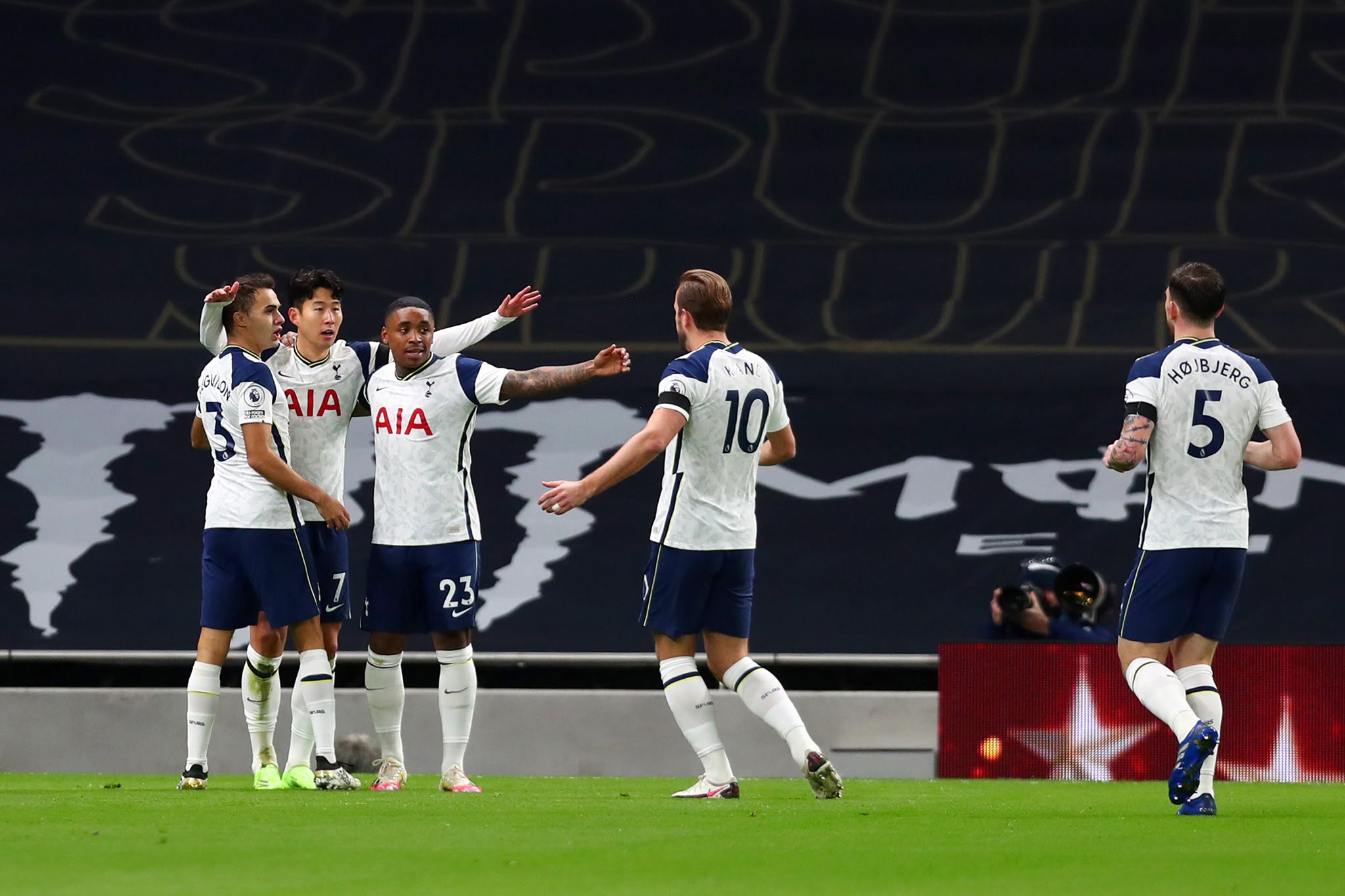 El bravo soy yo: Tottenham venció al Manchester City por la Fecha 9