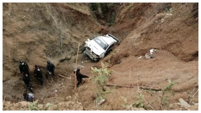 La Libertad: mueren 7 en despiste de camioneta a abismo