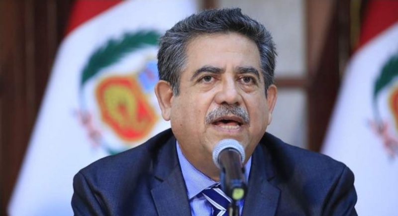 Manuel Merino pidió al Congreso que no le paguen los días de presidente