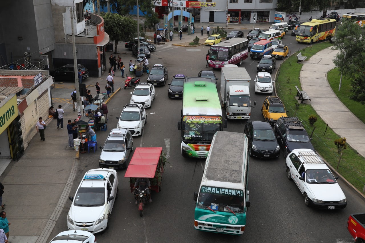 Trujillo: Más de 500 transportistas circulan sin documentación