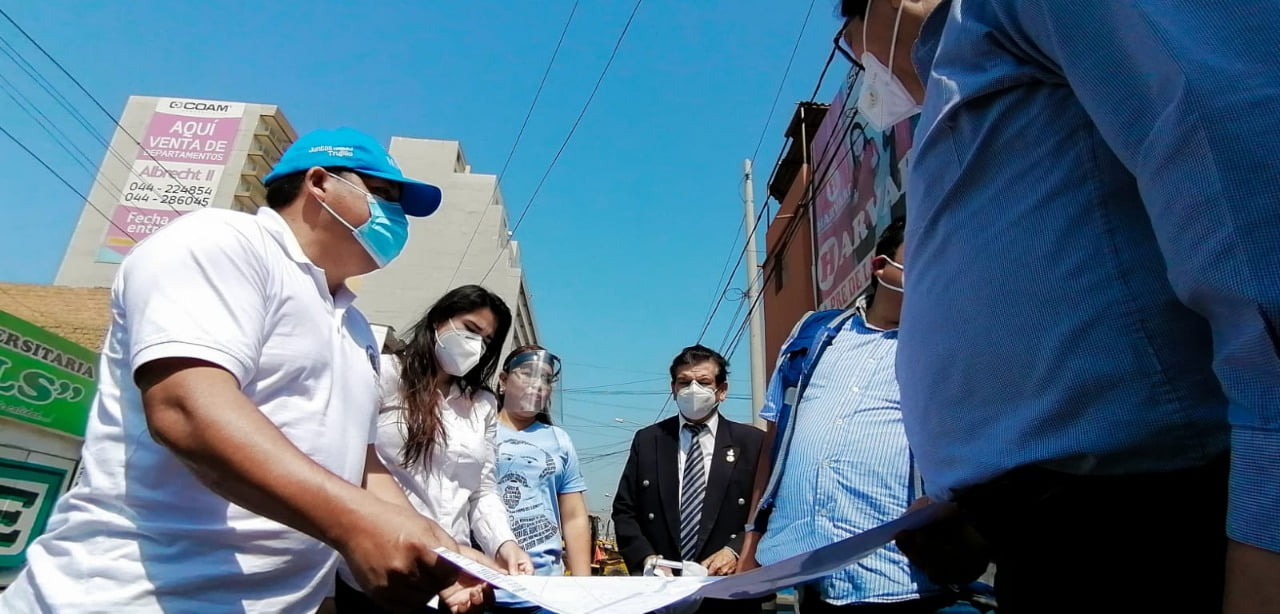Trujillo: municipalidad recién rehabilita avenida que fue afectada por el Niño Costero