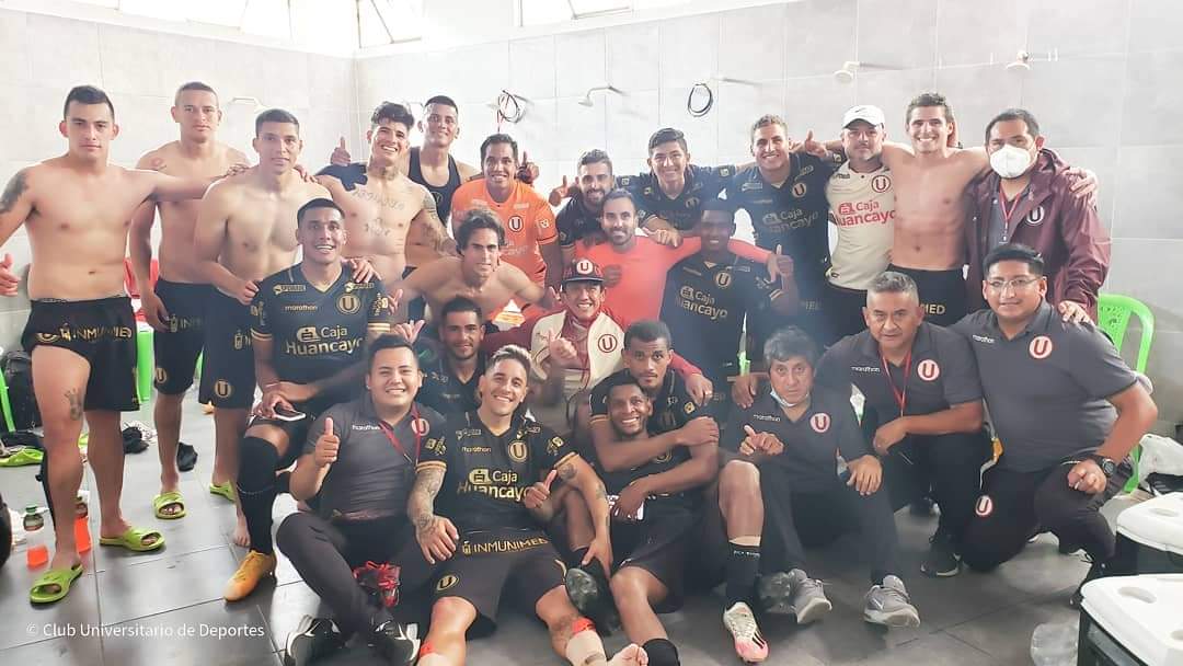 Universitario venció a Binacional y sueña con la estrella 27