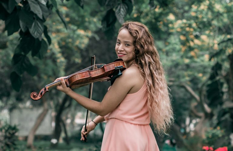Trujillana gana premio del Ministerio de Cultura con proyecto musical