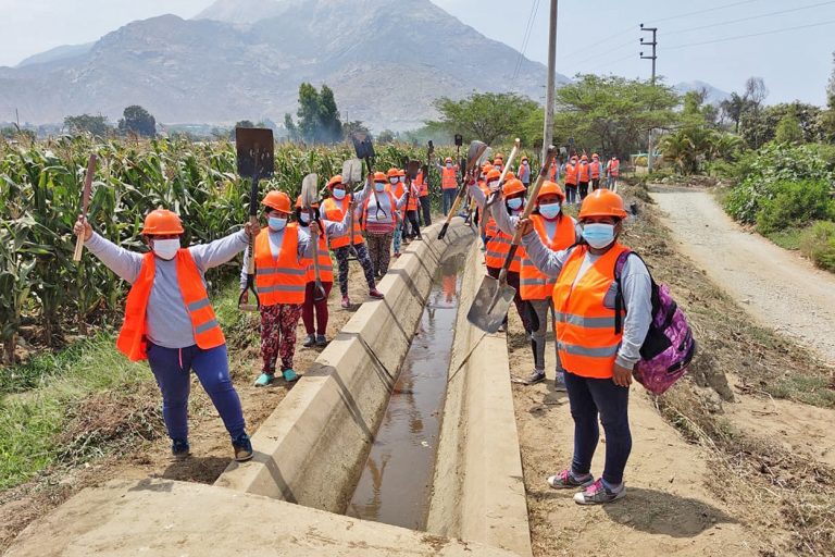 La Libertad: Invierten más de S/ 1 millón en mantenimiento de canales de riego y drenes