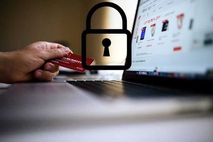 Seis consejos para proteger tu comercio electrónico de ataques cibernéticos en fiestas