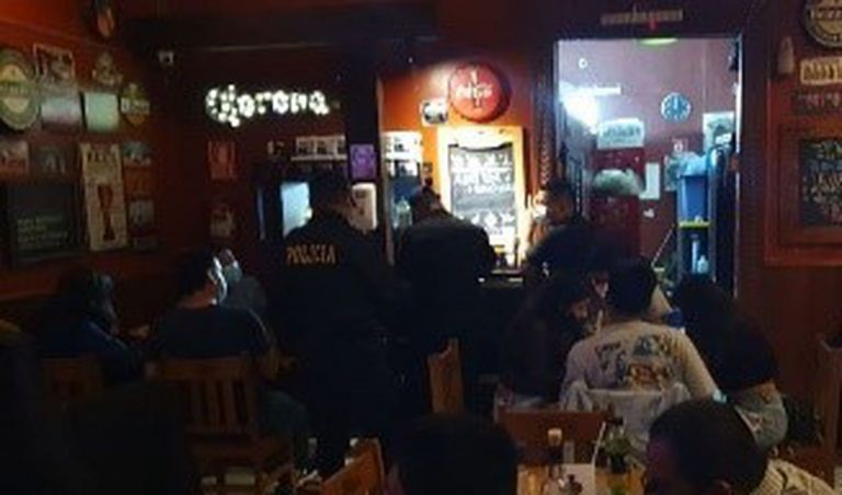 Trujillo: intervienen local nocturno y multan a 45 personas