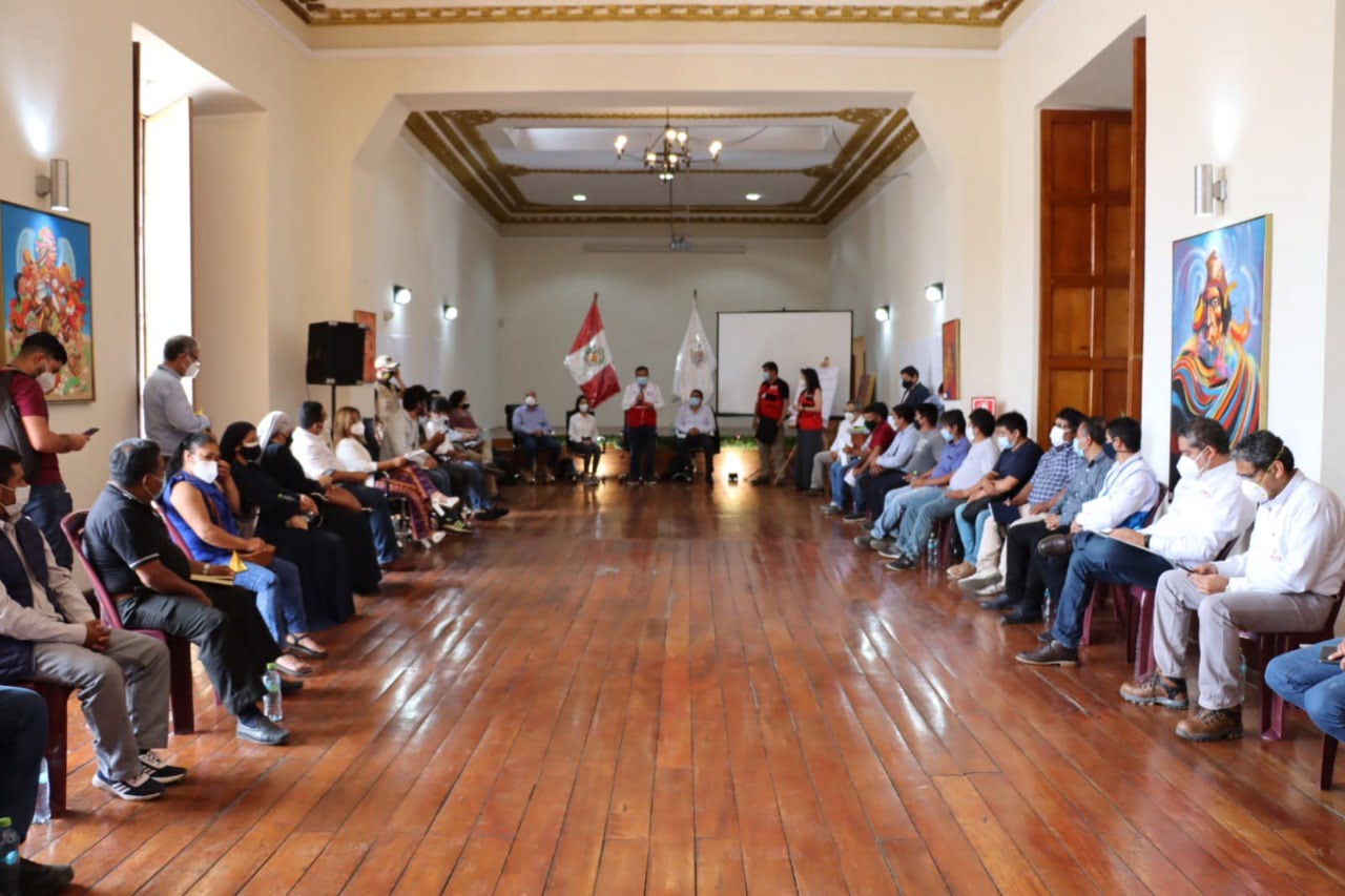 Paro agrario: seis horas de diálogo para que Ejecutivo solo revise reglamento de la Ley 31110