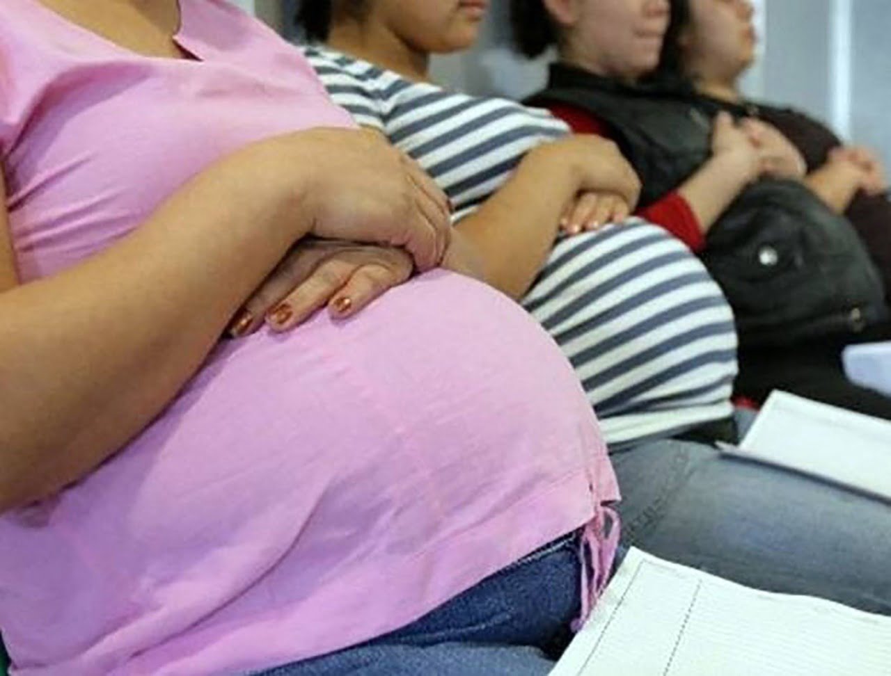 Para Elecciones Generales 2021 mujeres embarazadas y lactantes no están obligadas a ser miembros de mesa