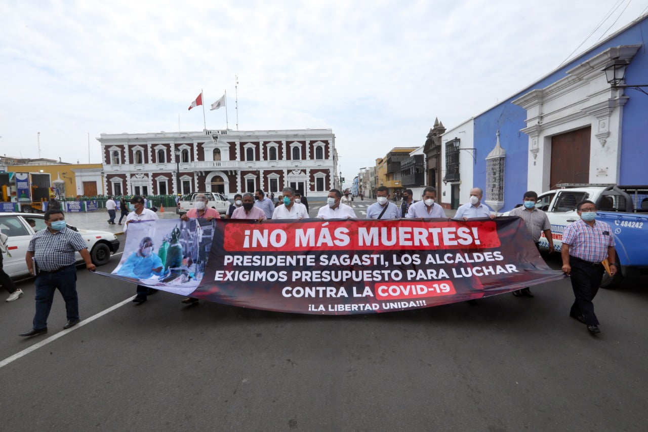 La Libertad: alcaldes marchan exigiendo más presupuesto
