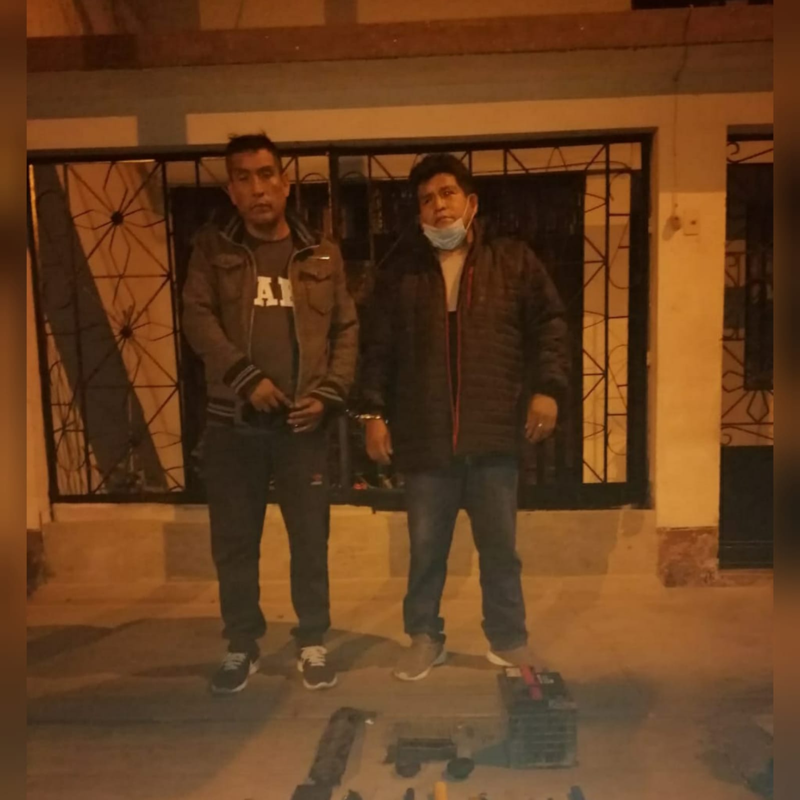 La Esperanza: capturan a dos sujetos por robo de autopartes