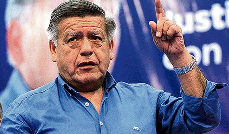 César Acuña asegura no haber recibido la vacuna contra la covid-19 en EE. UU.