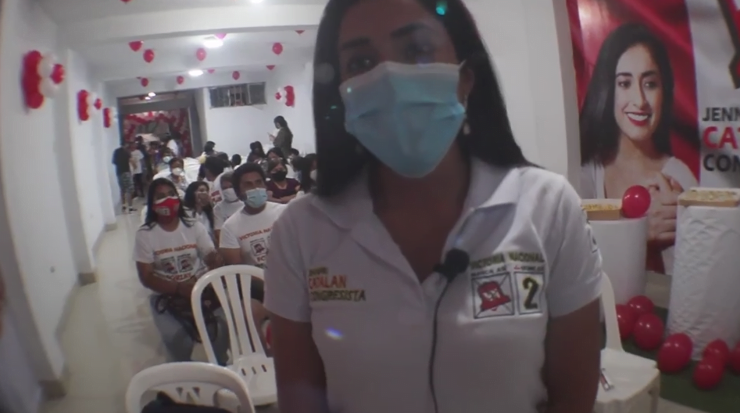 Candidata realiza reunión sin distanciamiento en local de campaña