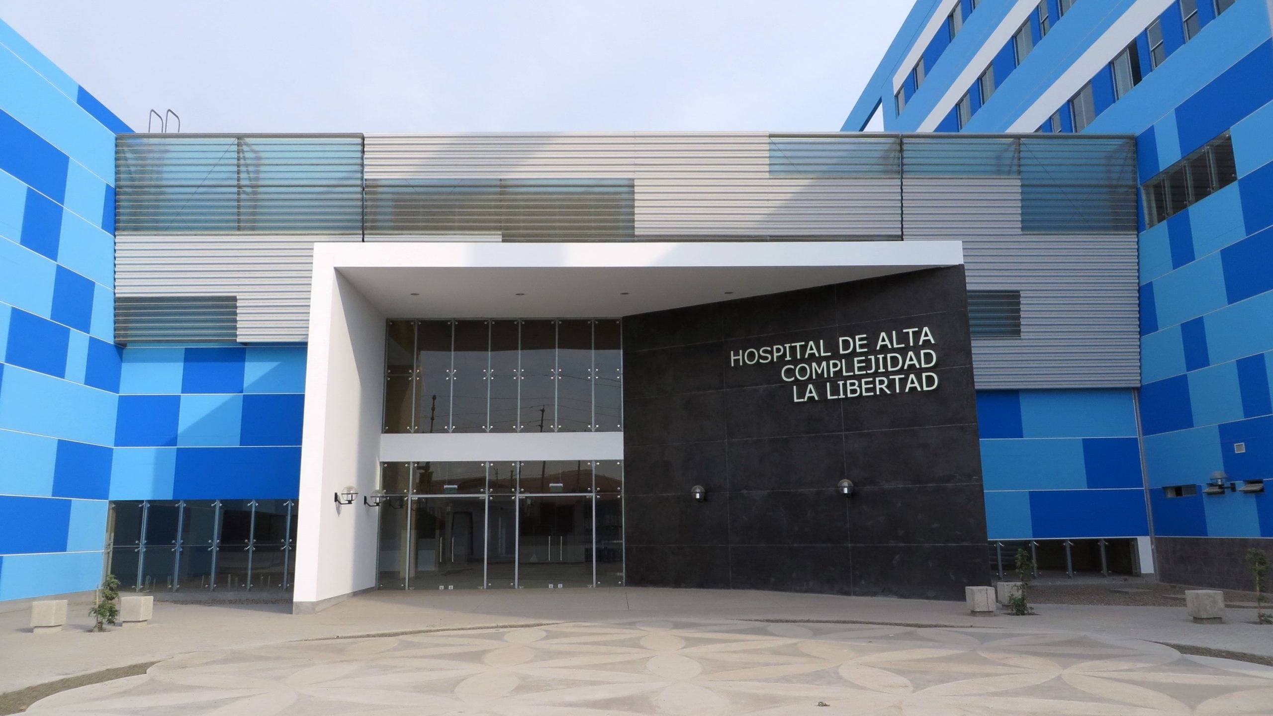 Trujillo: juez ordenó que preso con Covid-19 ingrese a UCI en hospital de EsSalud
