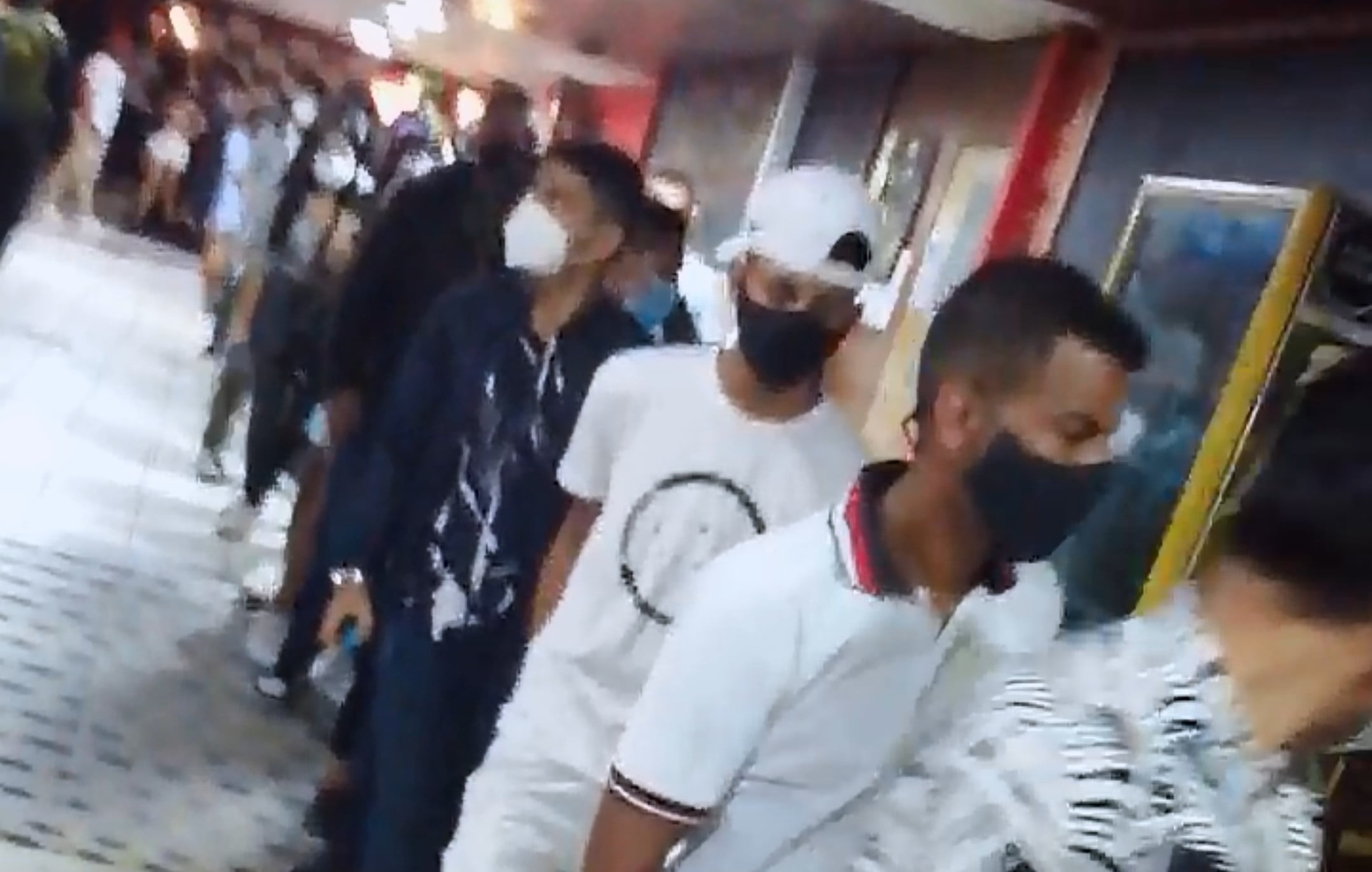 Trujillo: 180 personas son sorprendidas en la discoteca “Caracas VIP” en el centro histórico