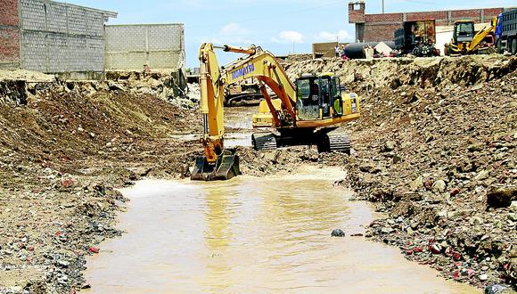 Trujillo: inician limpieza y descolmatación de quebrada el León