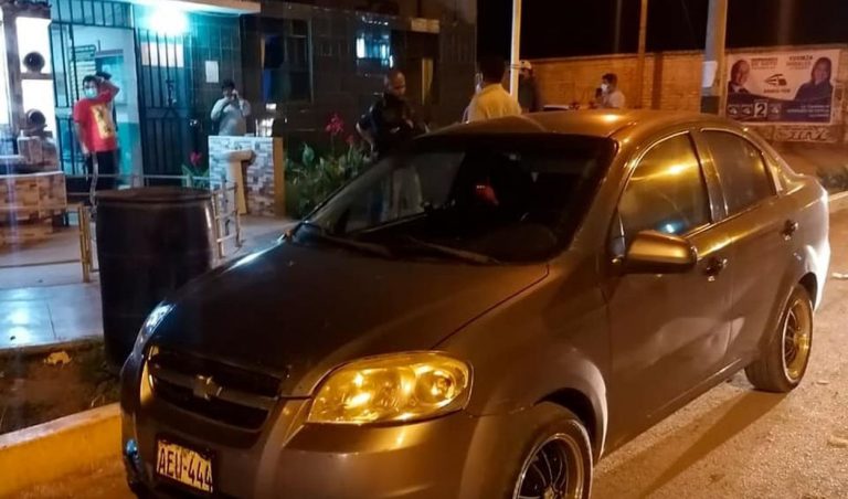 Ascope: delincuentes interceptan auto colectivo y roban pertenencias de sus ocupantes