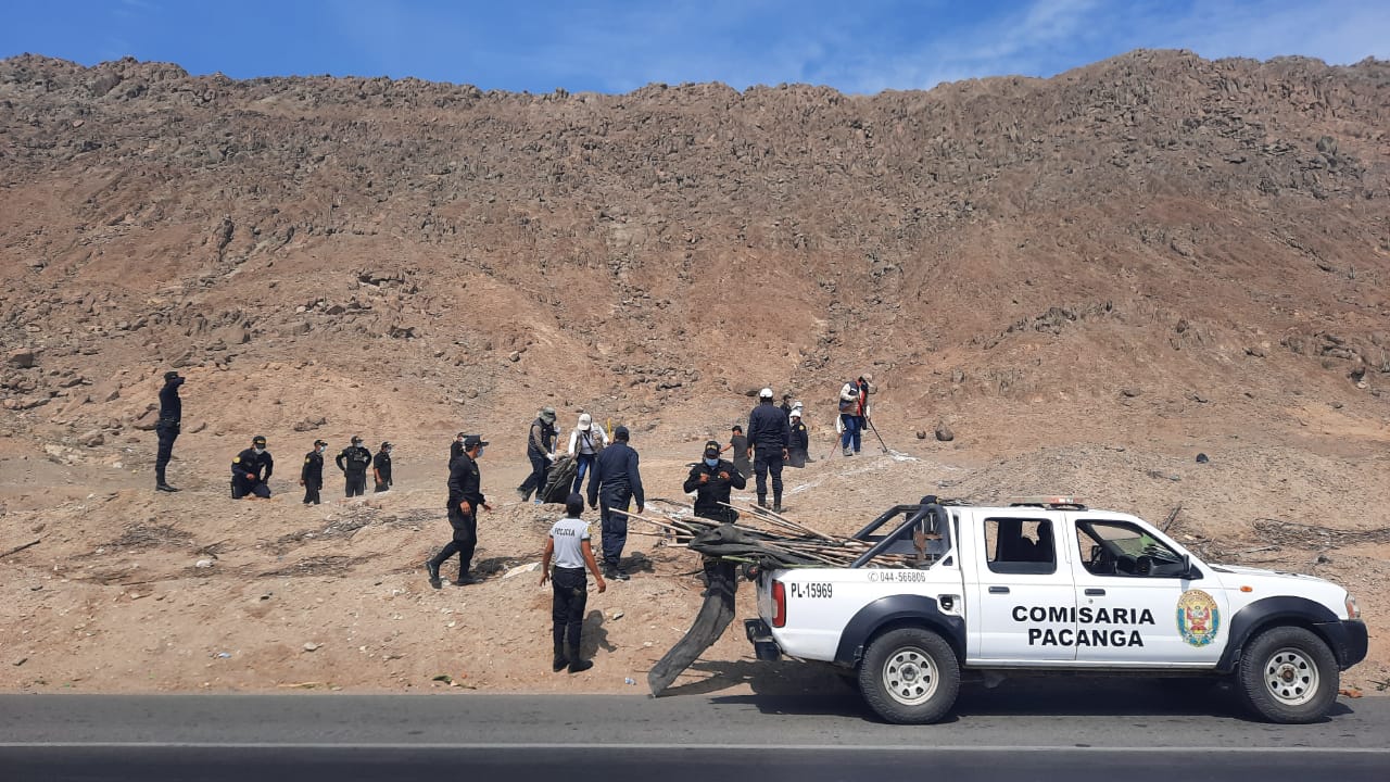 La Libertad: desalojan a 70 invasores que delimitaron zona arqueológica de Farfán