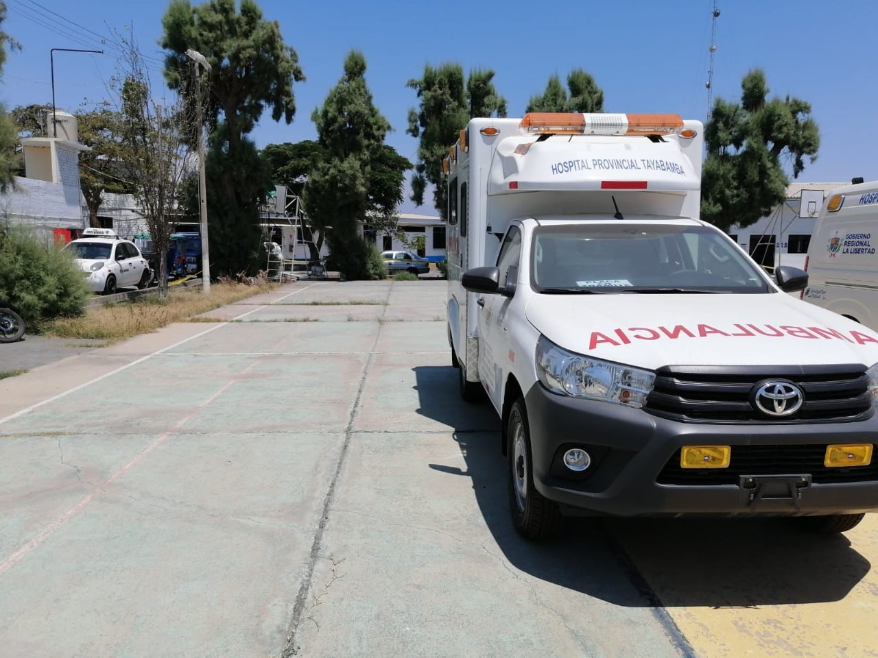 Pataz: entregan moderna ambulancia rural
