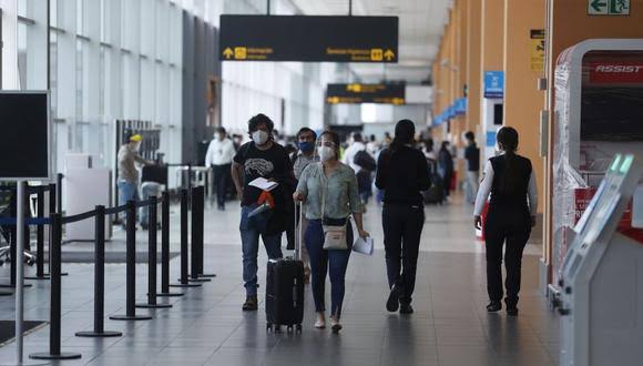 La prueba molecular ya no será un requisito para viajar a nivel nacional