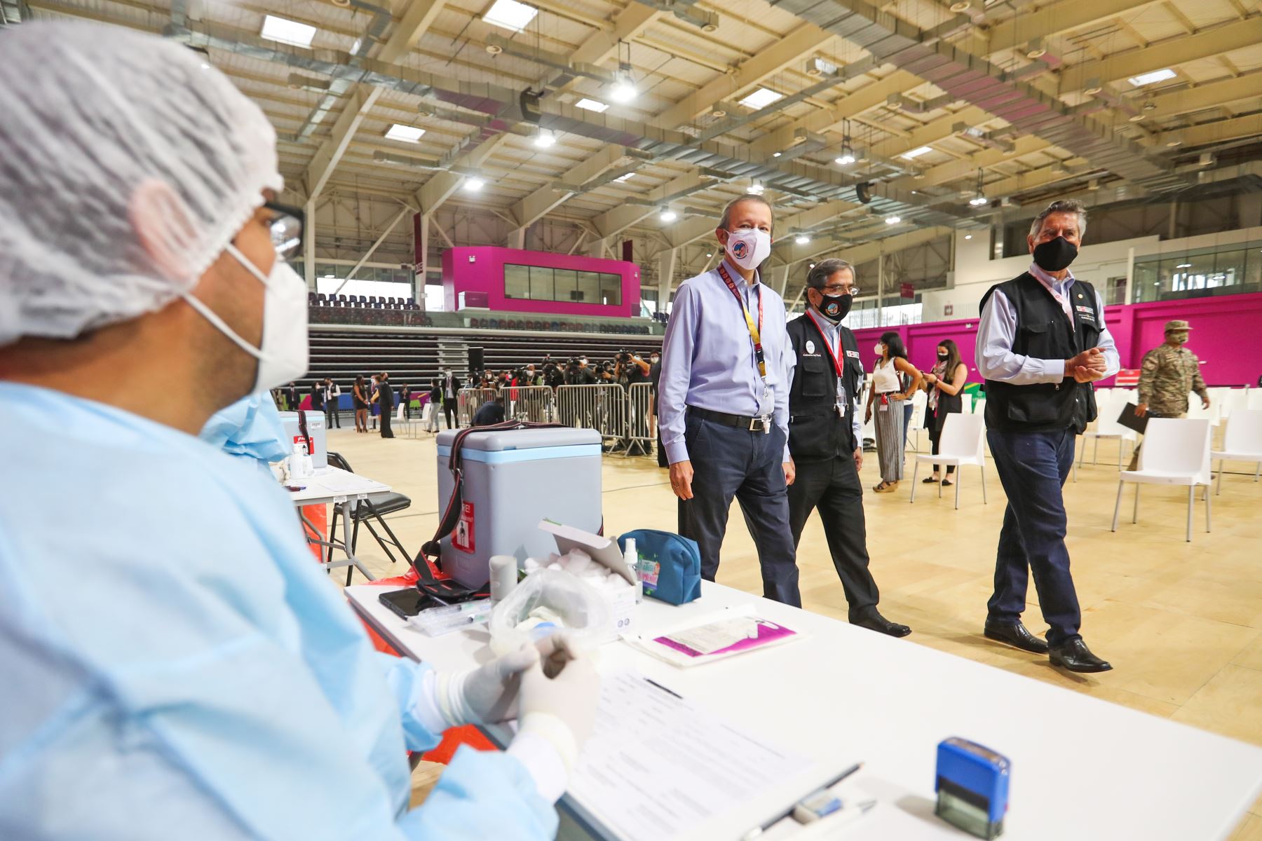 Francisco Sagasti presenta  plataforma Pongo el hombro por el Perú