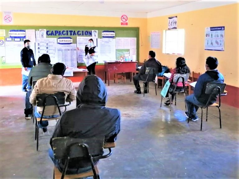 Elecciones 2021: se llevó a cabo la capacitación a los miembros de mesa en Trujillo