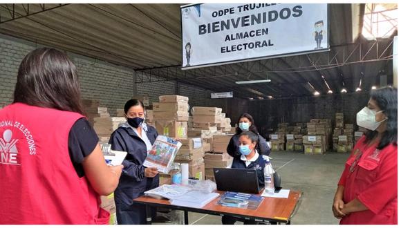 ODPE Trujillo verifica el material de sufragio