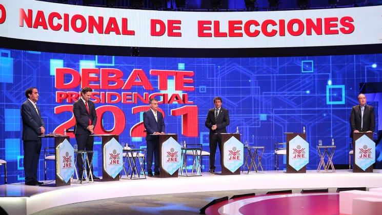 Chequeo en vivo: candidatos presidenciales dieron datos falsos sobre la pandemia y otros temas políticos en tercer debate del JNE