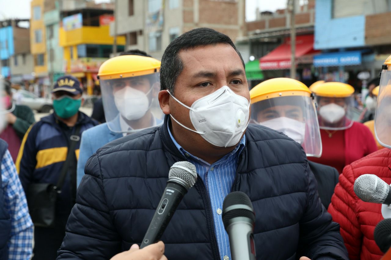 Trujillo: alcalde José Ruiz exige vacunación para trabajadores de primera línea de la MPT