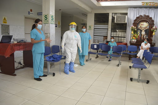 Hospital Regional contratará 380 profesionales para atender COVID-19
