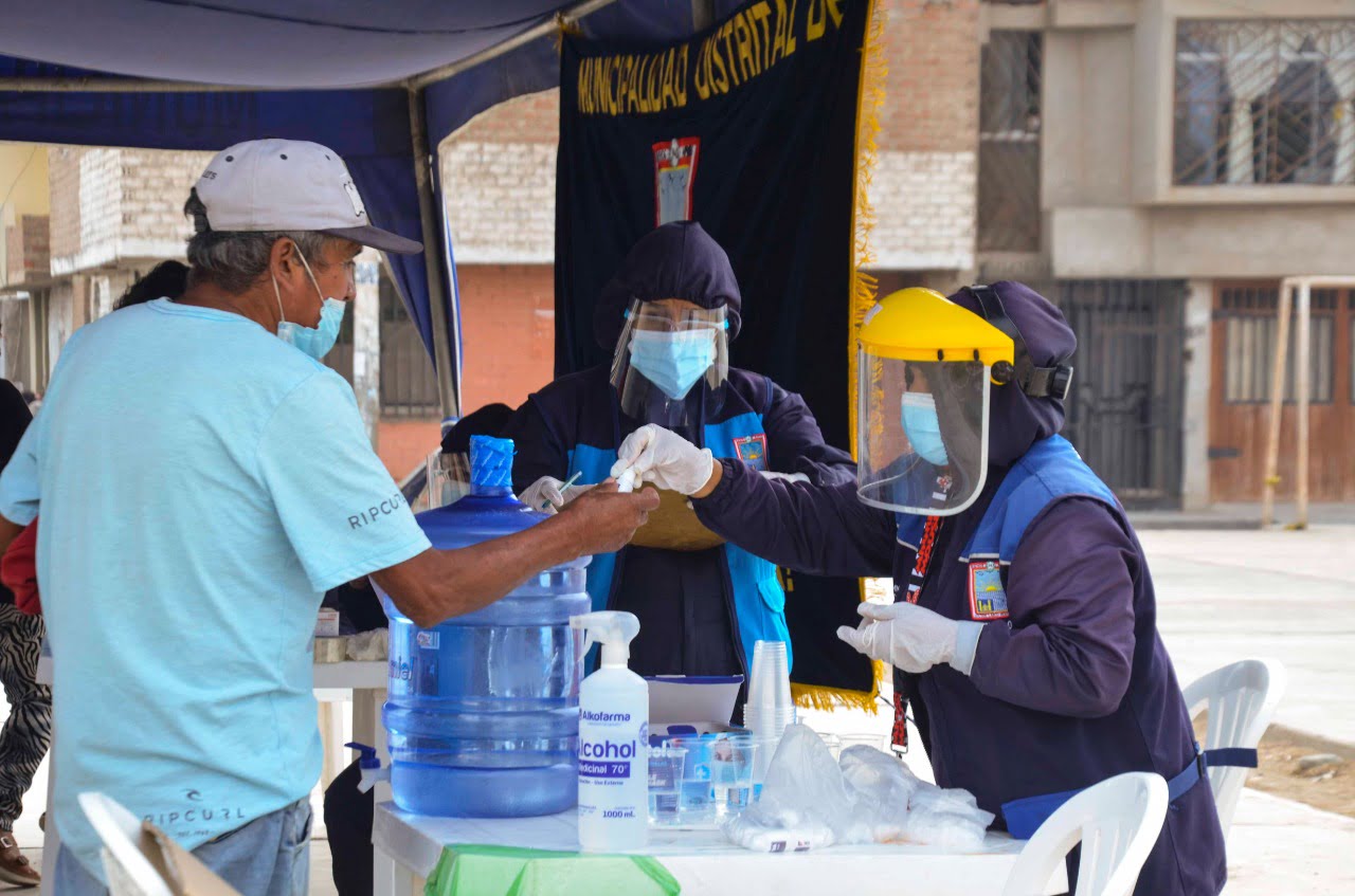 Trujillo: más de 200 vecinos se benefician con "Salud en tu Barrio" en Víctor Larco