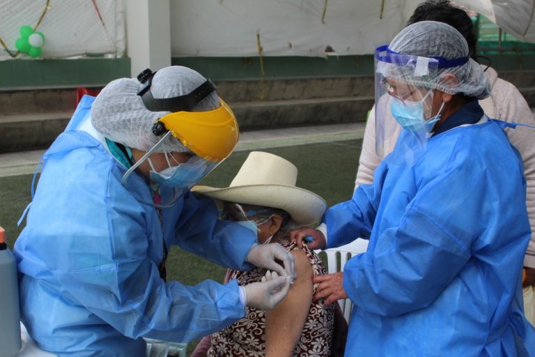 Pataz y Bolívar recibirán dosis contra la covid-19