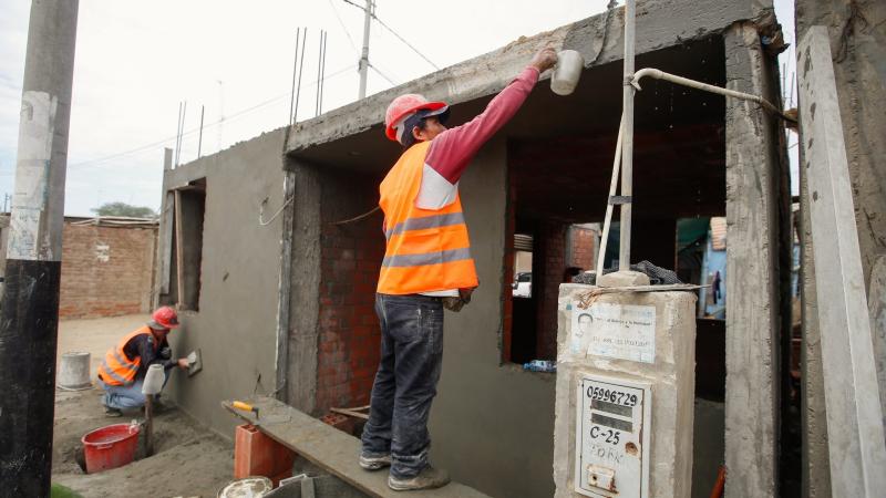 Trujillo: tardan 133 días de construcción de una vivienda por trabas burocráticas.