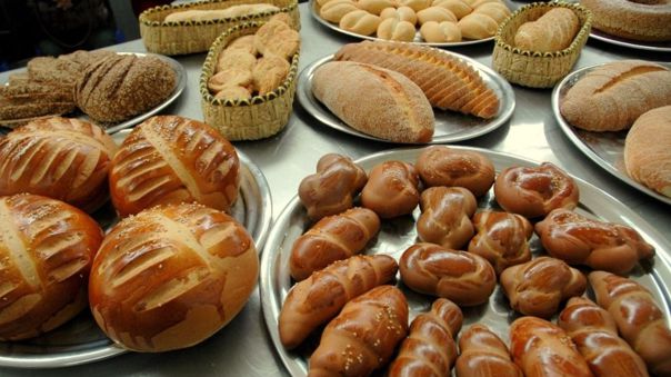 Panaderías comenzarían a vender al peso ante alza en precio de insumos