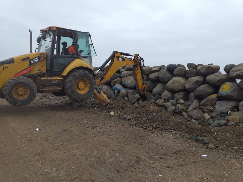 Víctor Larco: continúan con limpieza y próximo mantenimiento del enrocado en las playas de Buenos Aires