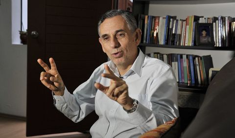 Pedro Francke asegura que Perú Libre fomentará la inversión privada