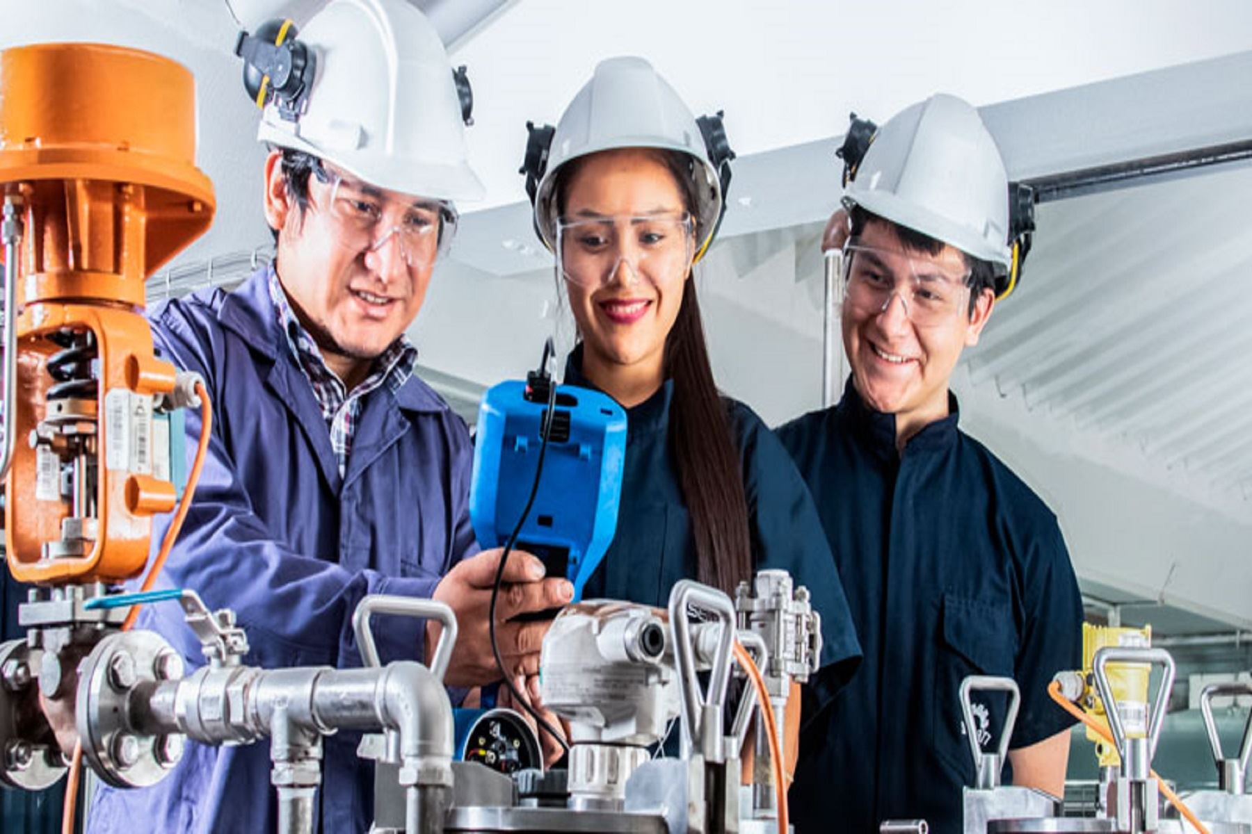 Demanda de profesionales técnicos aumentó en más de 95%