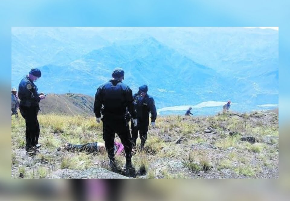 La Libertad: encuentran el cuerpo de un joven de 18 años en un descampado con signos de haber sido torturado