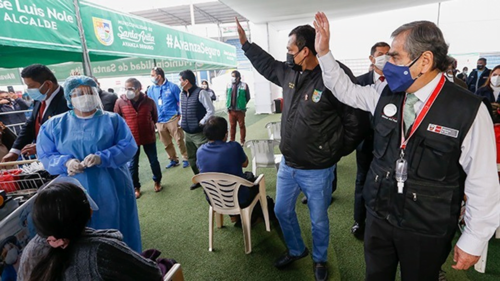 Próxima semana inicia vacunación a profesores rurales y de comunidades nativas andinas contra la COVID-19