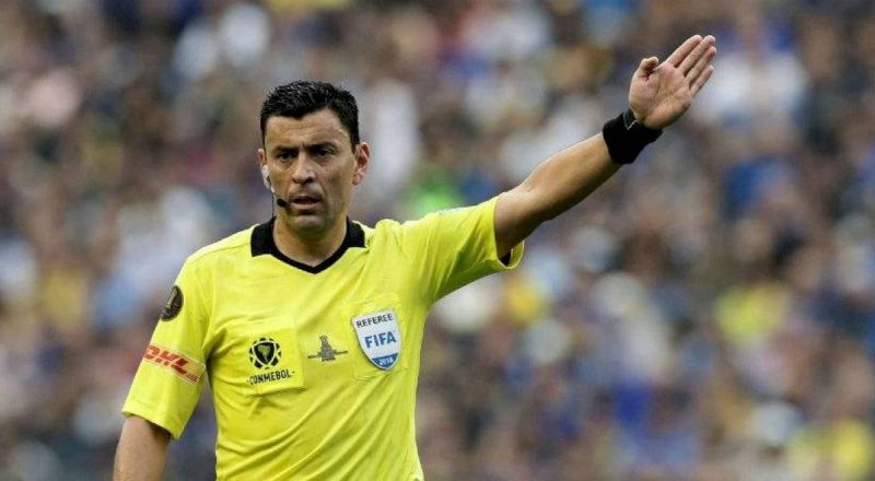 Conmebol inicia investigación de oficio contra Roberto Tobar